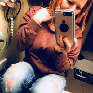 Meet your Posher, Charlotte